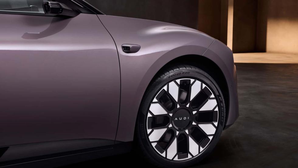 E5 Sportback: Το 1ο μοντέλο της AUDI έφτασε με έως 787 άλογα! 